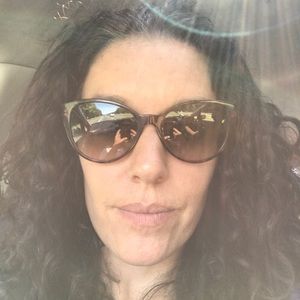 Meet your Posher, Gina